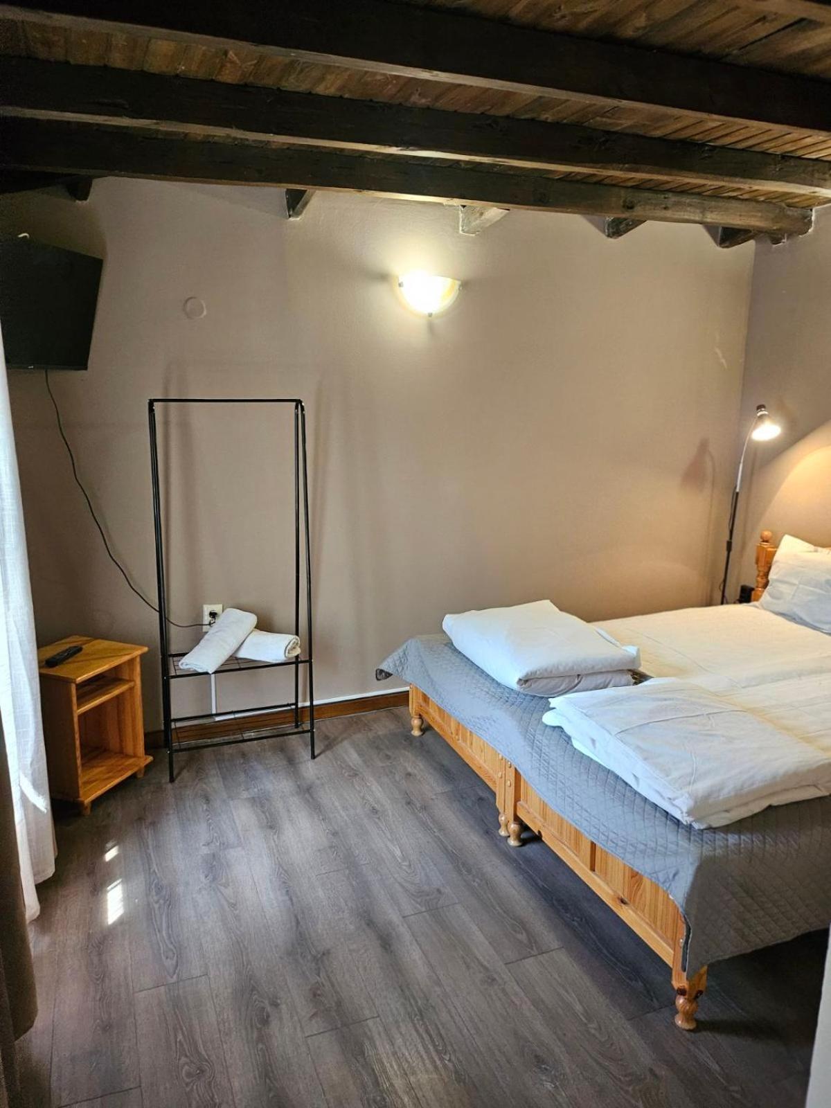 Orehite-Family Hotel ,Food & Pool Bozhichen Ngoại thất bức ảnh