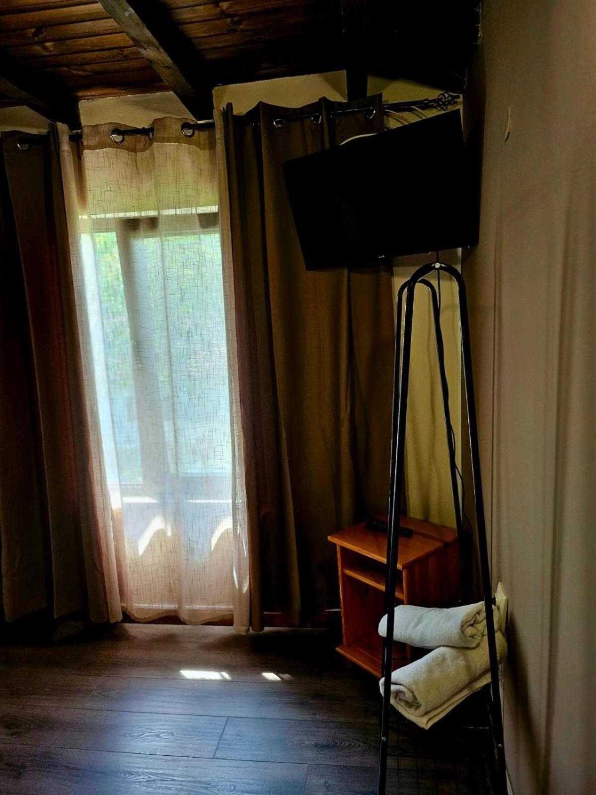 Orehite-Family Hotel ,Food & Pool Bozhichen Ngoại thất bức ảnh